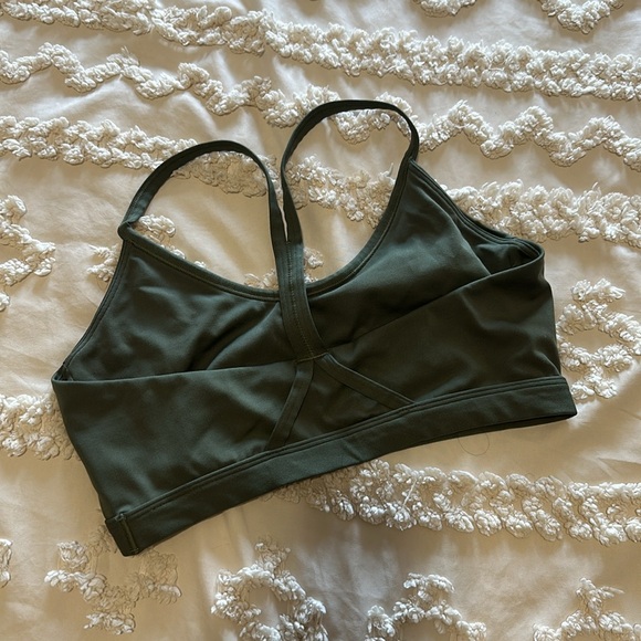 Gym shark Sports Bra - Picture 2 of 2